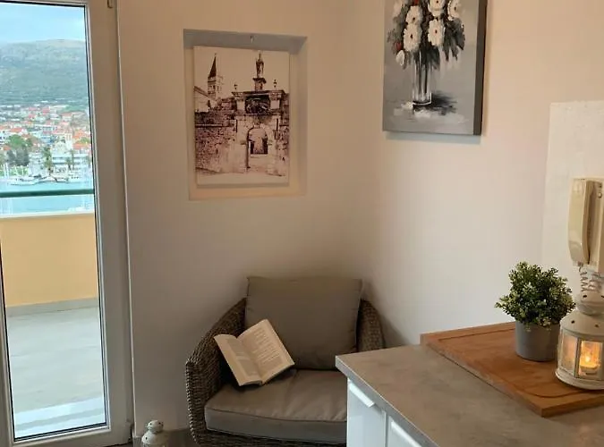Mentha Apartman *