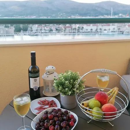 Mentha Apartamento Trogir